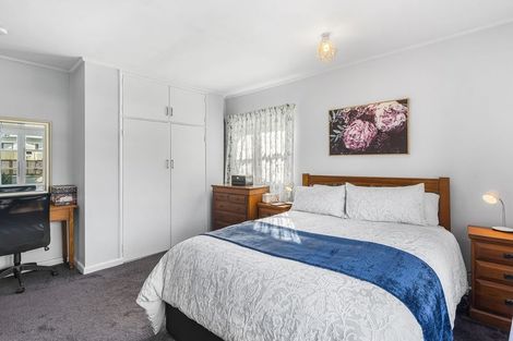 Photo of property in 25 Golf Road, Paraparaumu Beach, Paraparaumu, 5032