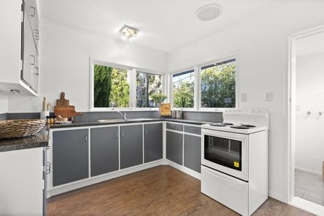 Photo of property in 1/623 Beach Road, Rothesay Bay, Auckland, 0630