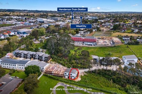 Photo of property in 33 Korokio Lane, Henderson, Auckland, 0612