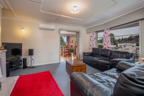 Photo of property in 10 Shand Street, Green Island, Dunedin, 9018