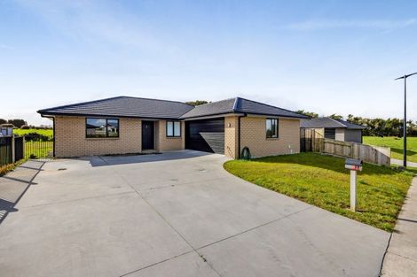 Photo of property in 1 Macbeth Street, Stratford, 4332