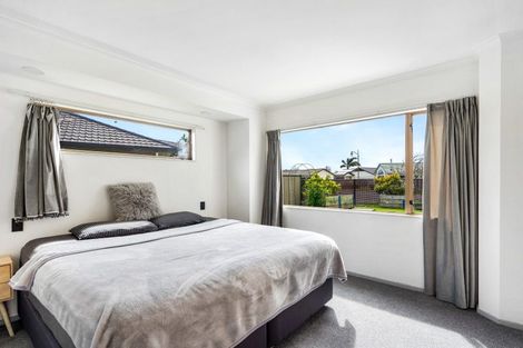 Photo of property in 19 Aintree Place, Taradale, Napier, 4112