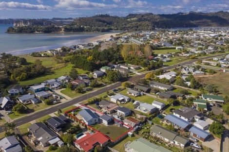 Photo of property in 124 Cook Drive, Whitianga, 3510