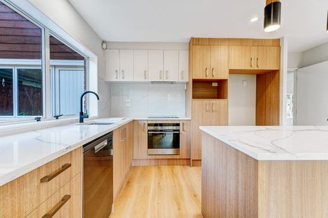 Photo of property in 3 Charles Prevost Drive, The Gardens, Auckland, 2105