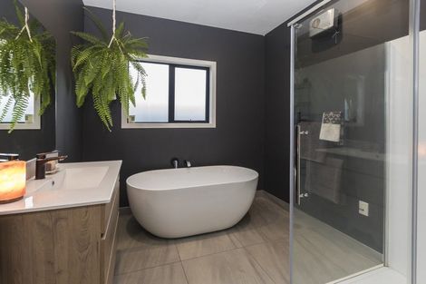 Photo of property in 658b Barbadoes Street, Edgeware, Christchurch, 8013