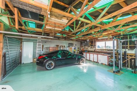 Photo of property in 10 Maire Street, Gonville, Whanganui, 4501