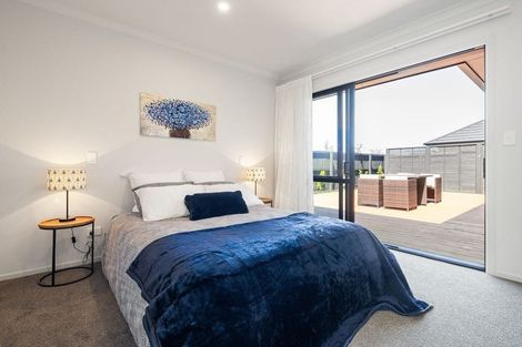 Photo of property in 44 Norfolk Drive, Cambridge, 3434