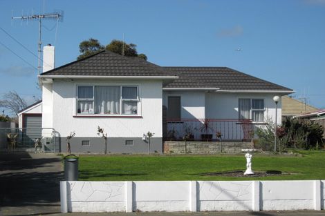 Photo of property in 83 Puriri Street, Gonville, Whanganui, 4501