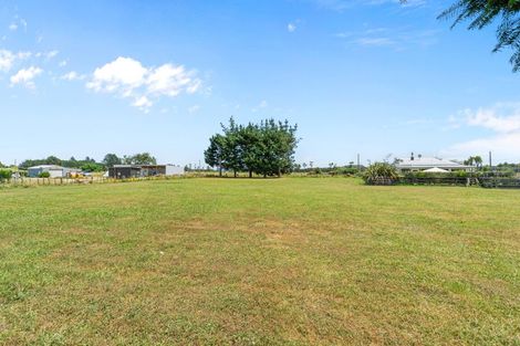 Photo of property in 4 Bishops Road, Ohau, Levin, 5570