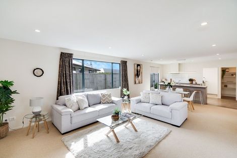 Photo of property in 22 Coachmans Road, Prebbleton, 7604