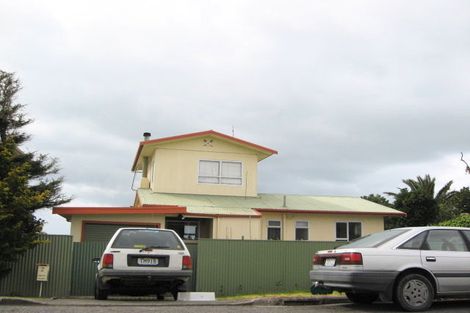 Photo of property in 2 Collison Terrace, Haumoana, 4102