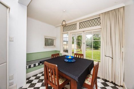 Photo of property in 292 Ruahine Street, Terrace End, Palmerston North, 4410