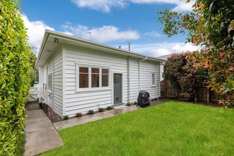 Photo of property in 33 Sentinel Road, Herne Bay, Auckland, 1011