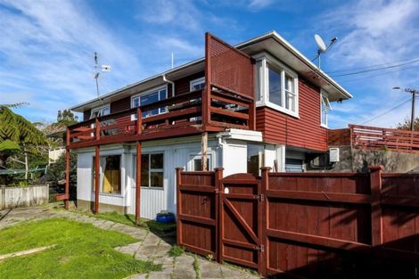 Photo of property in 235 Frankley Road, Frankleigh Park, New Plymouth, 4310