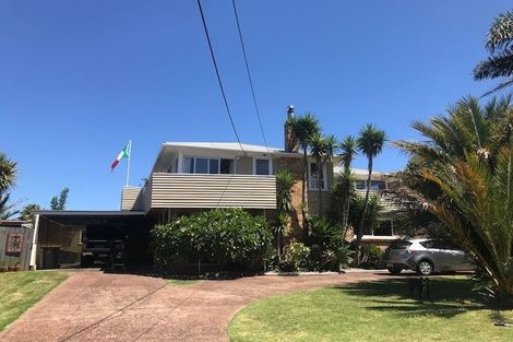 Photo of property in 30a Te Atatu Road, Te Atatu South, Auckland, 0610