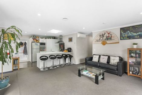 Photo of property in 209a Waddington Drive, Naenae, Lower Hutt, 5011