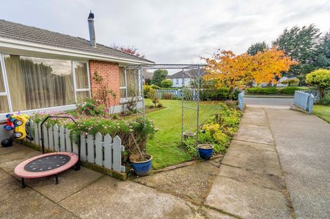 Photo of property in 57 Adamson Crescent, Glengarry, Invercargill, 9810