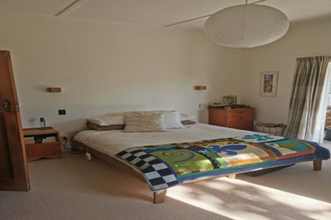 Photo of property in 56 Fairview Crescent, Kelburn, Wellington, 6012