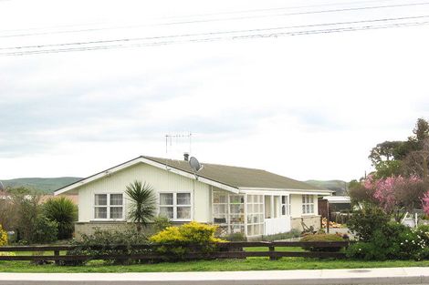 Photo of property in 96a Racecourse Road, Waipukurau, 4200