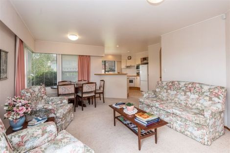 Photo of property in 15 Currell Way, Somerville, Auckland, 2014