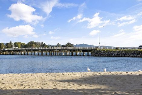 Photo of property in 3 Ngatai Road, Otumoetai, Tauranga, 3110