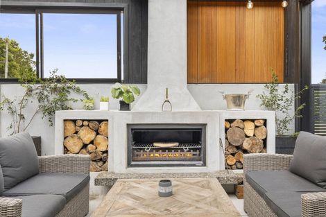 Photo of property in 1/347 Racecourse Road, Cambridge, 3493