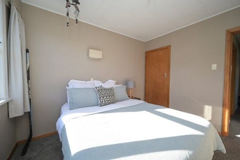 Photo of property in 18 Campbell Street, Alexandra, 9320