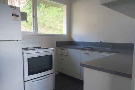 Photo of property in 38-40 Richmond Avenue, Karori, Wellington, 6012