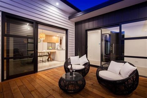 Photo of property in 41 Cyrus Street, Whalers Gate, New Plymouth, 4310