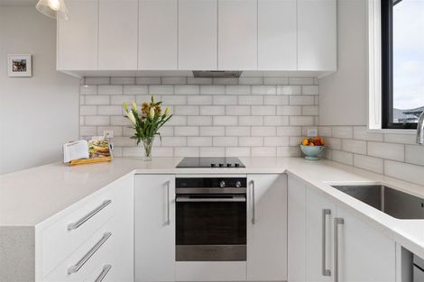 Photo of property in 10 Kingsbridge West, Burwood, Christchurch, 8083