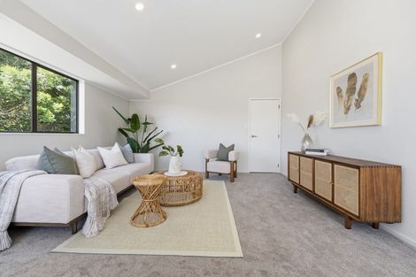 Photo of property in 2 Seaford Place, Murrays Bay, Auckland, 0630