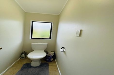 Photo of property in 10a Elizabeth Drive, West Harbour, Auckland, 0618