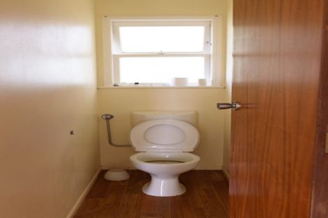 Photo of property in 2/81 Cardiff Road, Pakuranga, Auckland, 2010