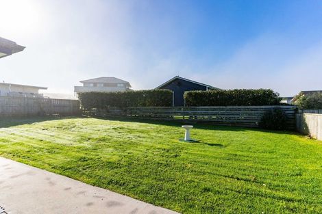 Photo of property in 4 Pipi Place, Baylys Beach, Dargaville, 0377