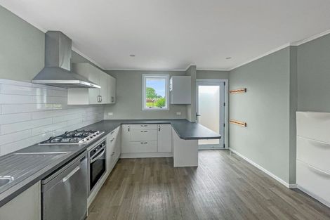 Photo of property in 52 Vardon Road, St Andrews, Hamilton, 3200