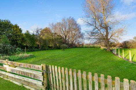 Photo of property in 233 Makino Road, Feilding, 4702