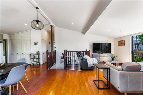 Photo of property in 29a Clayburn Road, Glen Eden, Auckland, 0602