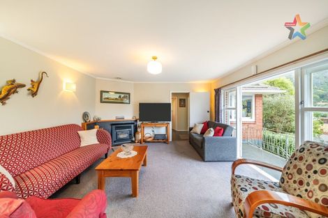 Photo of property in 81 Horoeka Street, Stokes Valley, Lower Hutt, 5019