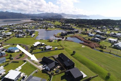 Photo of property in 121 Mahoe Place, Matarangi, Whitianga, 3592