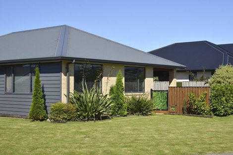 Photo of property in 3 Hereford Drive, Carterton, 5713