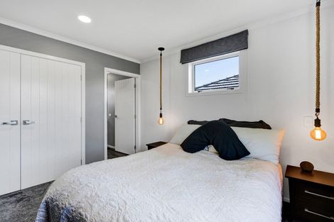 Photo of property in 132 Govett Avenue, Frankleigh Park, New Plymouth, 4310