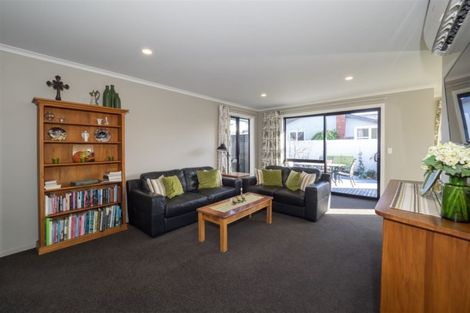 Photo of property in 16 Johnstone Street, Tinwald, Ashburton, 7700