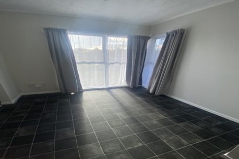 Photo of property in 58 Riverpark Crescent, Henderson, Auckland, 0610