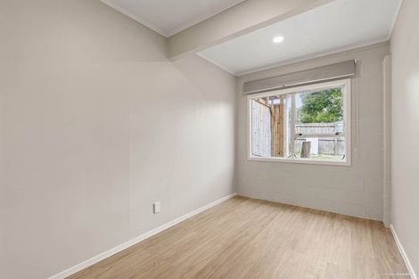 Photo of property in 16 Helena Street, Massey, Auckland, 0614