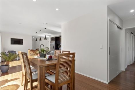 Photo of property in 15 Makura Drive, Papamoa Beach, Papamoa, 3118