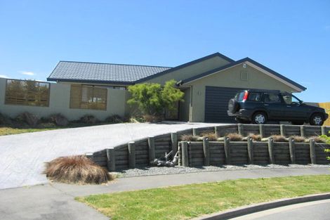 Photo of property in 17 John Morel Place, Parklands, Christchurch, 8083