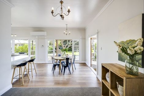 Photo of property in 3 Moeller Street, Taradale, Napier, 4112