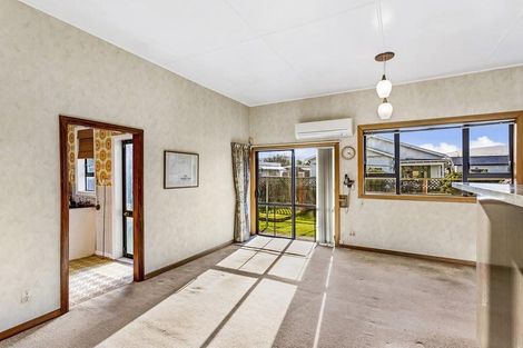 Photo of property in 26 Hargest Crescent, Saint Kilda, Dunedin, 9012
