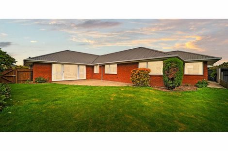 Photo of property in 4 Fountainhead Lane, Hillmorton, Christchurch, 8025