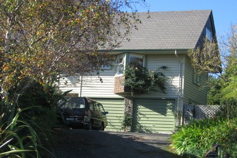 Photo of property in 5 Spicer Place, Tawa, Wellington, 5028